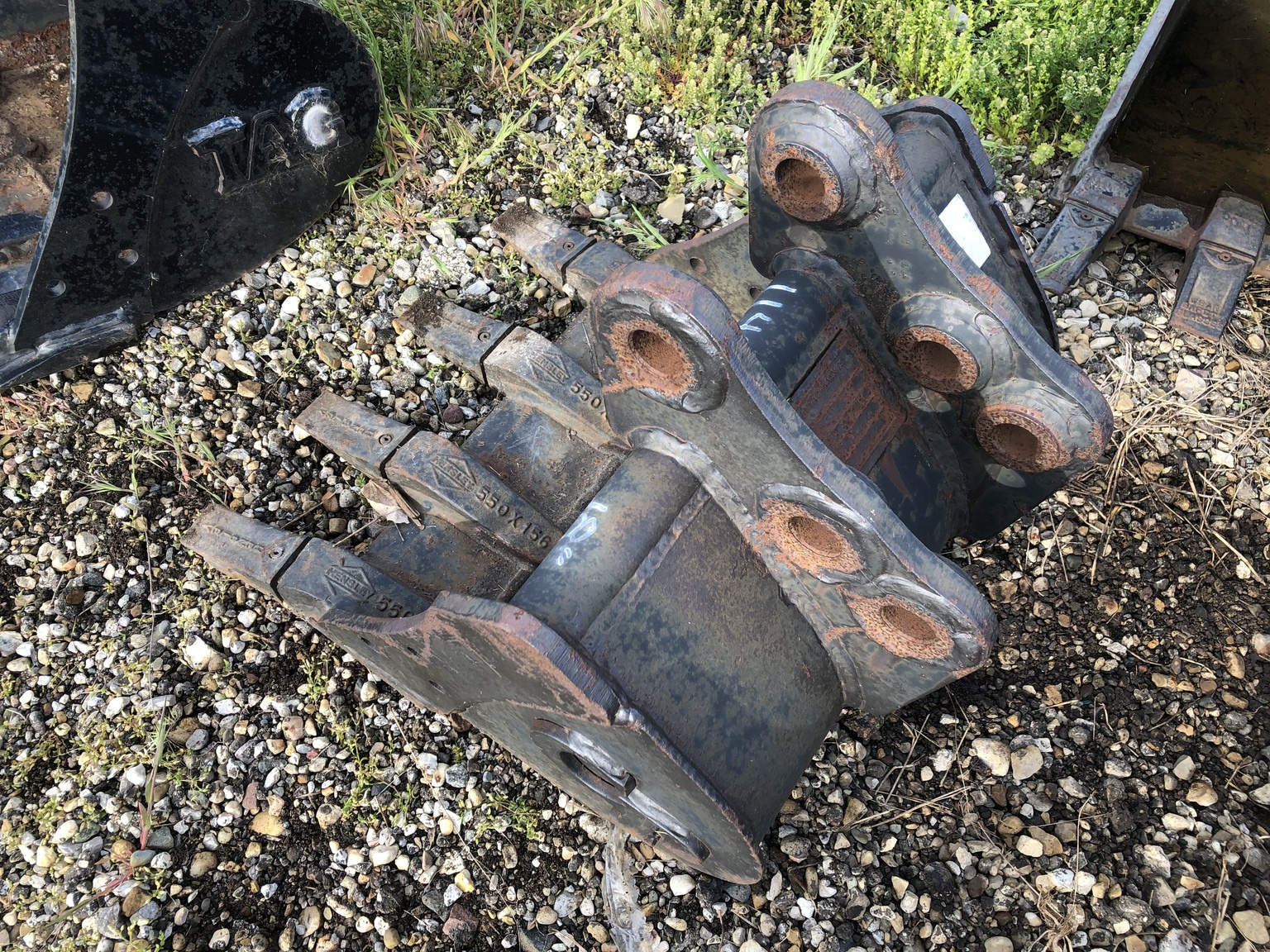2001 C&P BUCKET Image 4