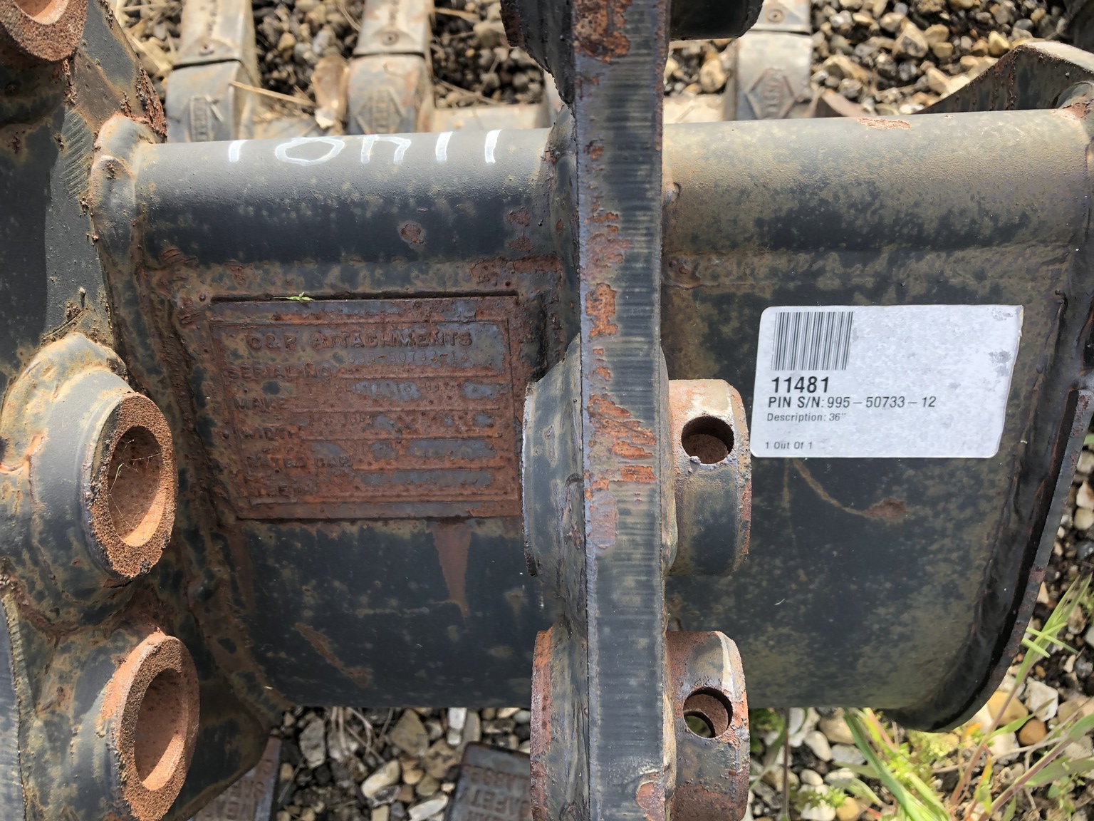 2001 C&P BUCKET Image 5