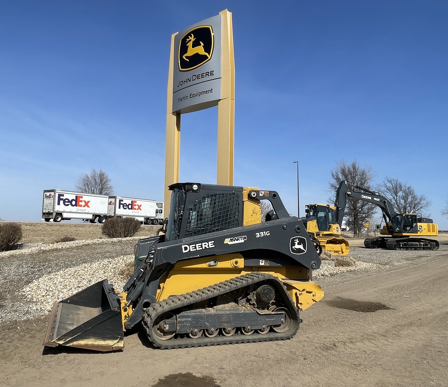 2023 John Deere 331G Image 2