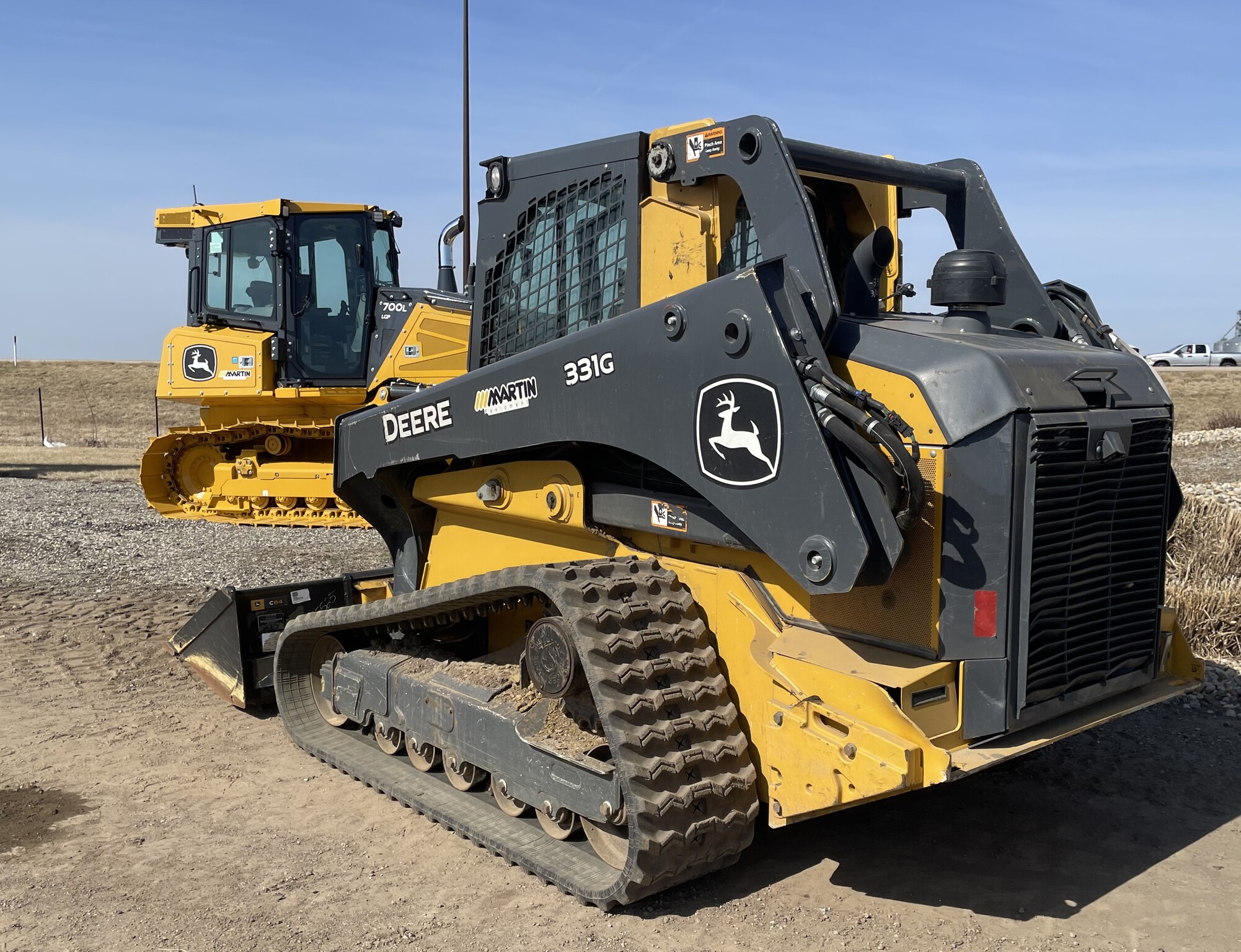 2023 John Deere 331G Image 3