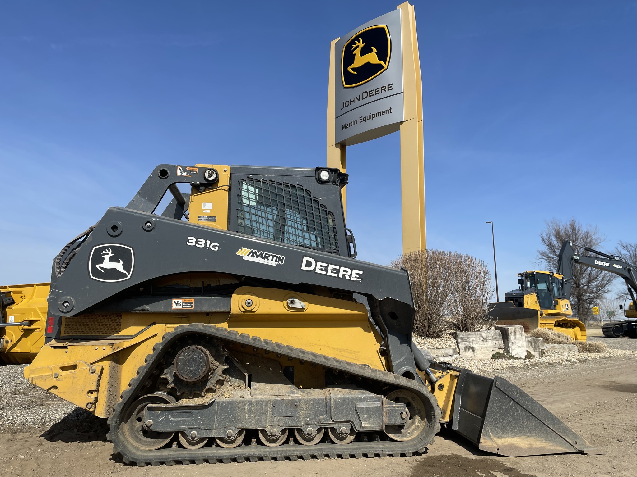 2023 John Deere 331G Image 5