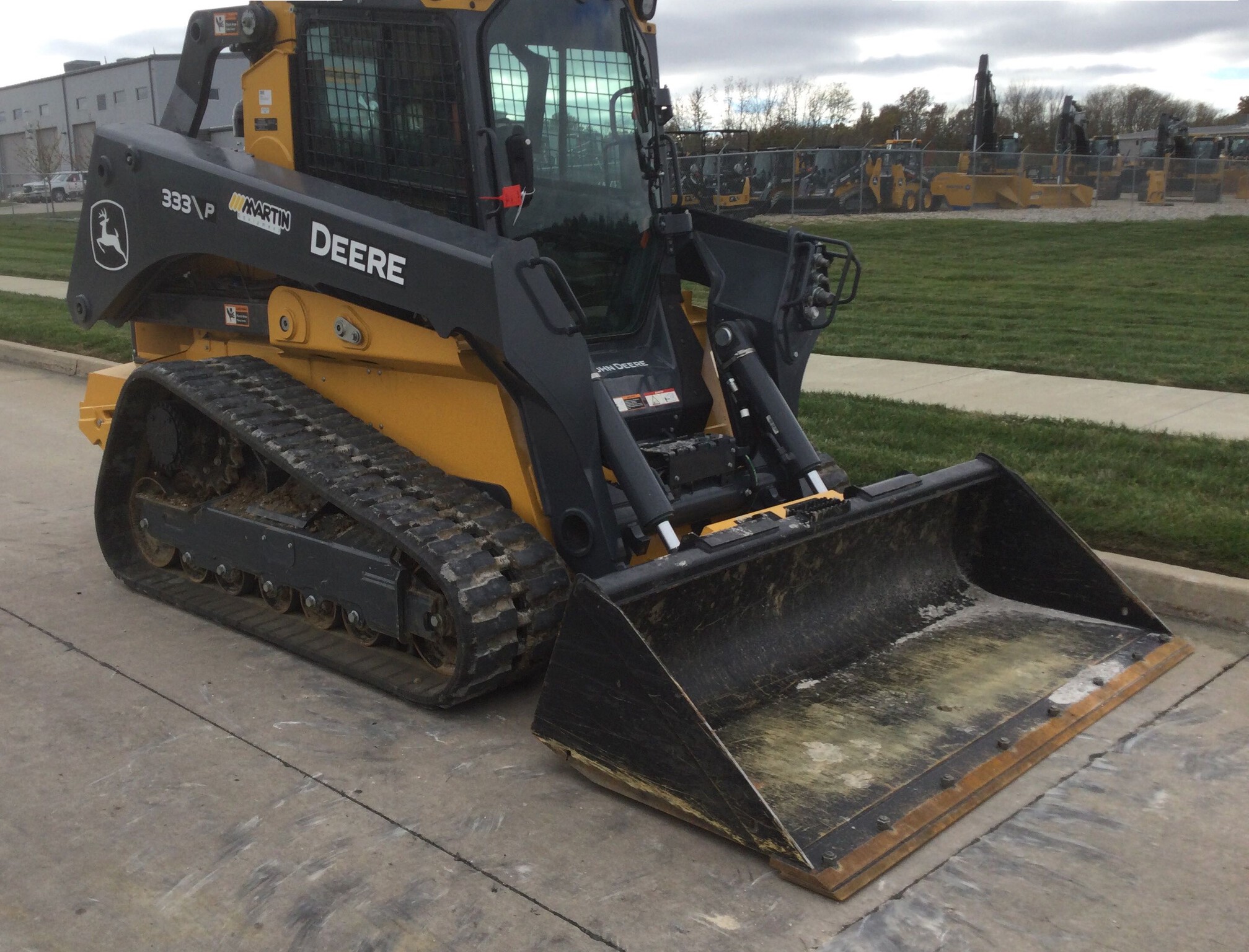 2024 John Deere 333 P Image 3