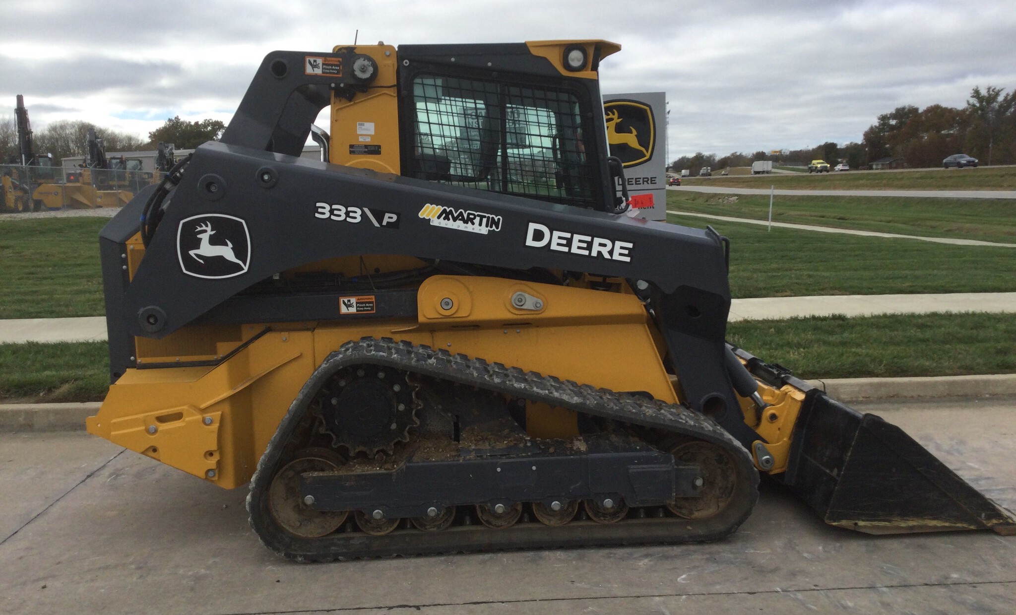 2024 John Deere 333 P Image 5