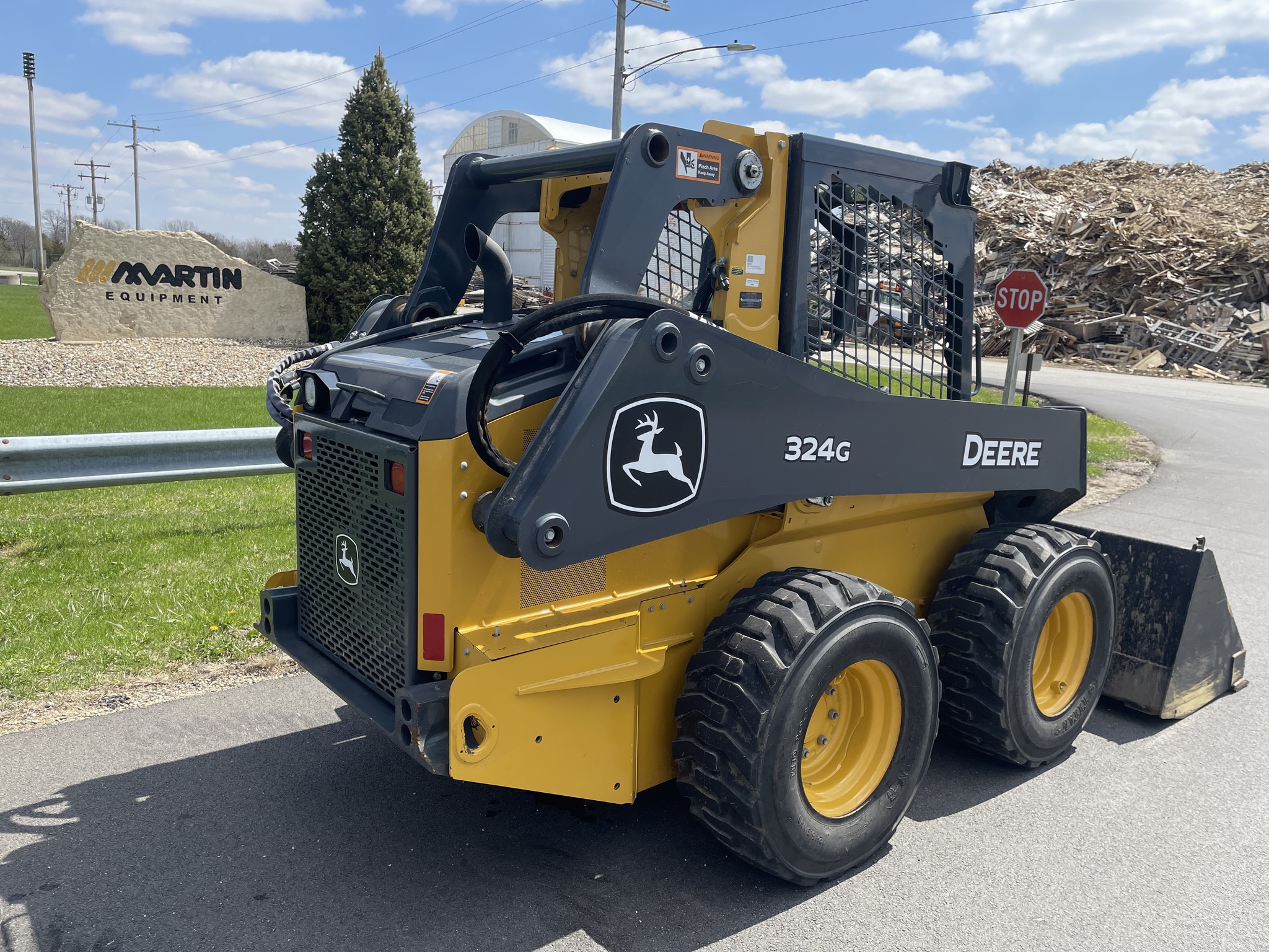 2024 John Deere 324G Image 5