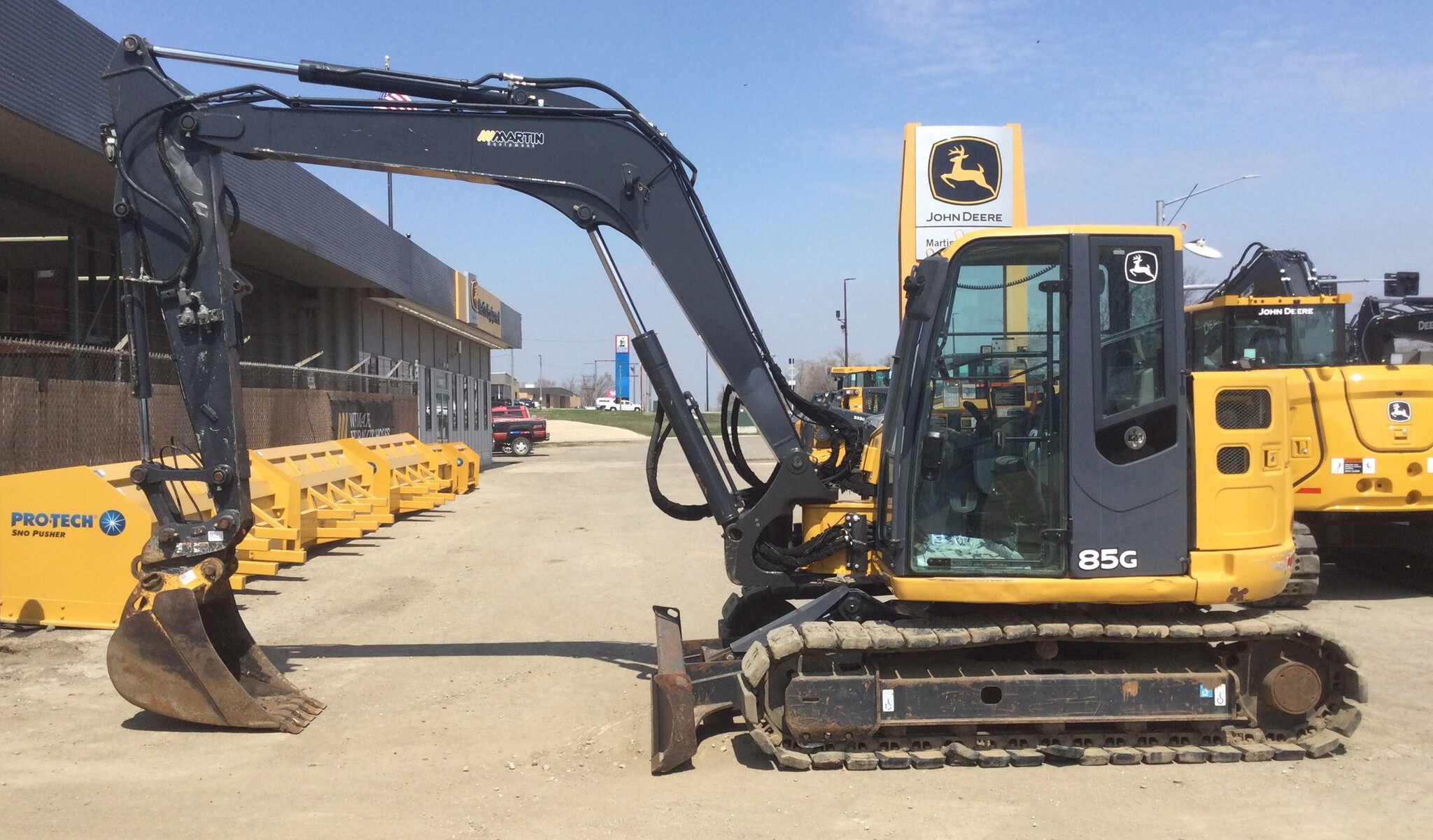 2018 John Deere 85G Image 1