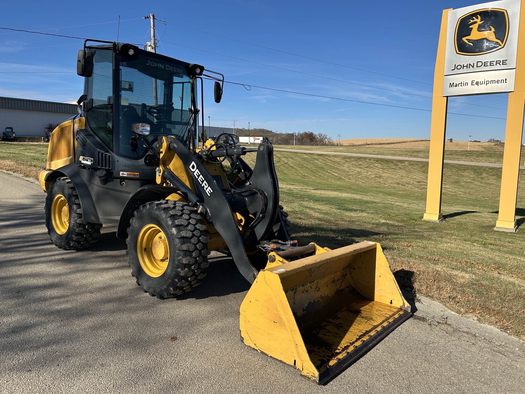 2020 John Deere 244L Image 2