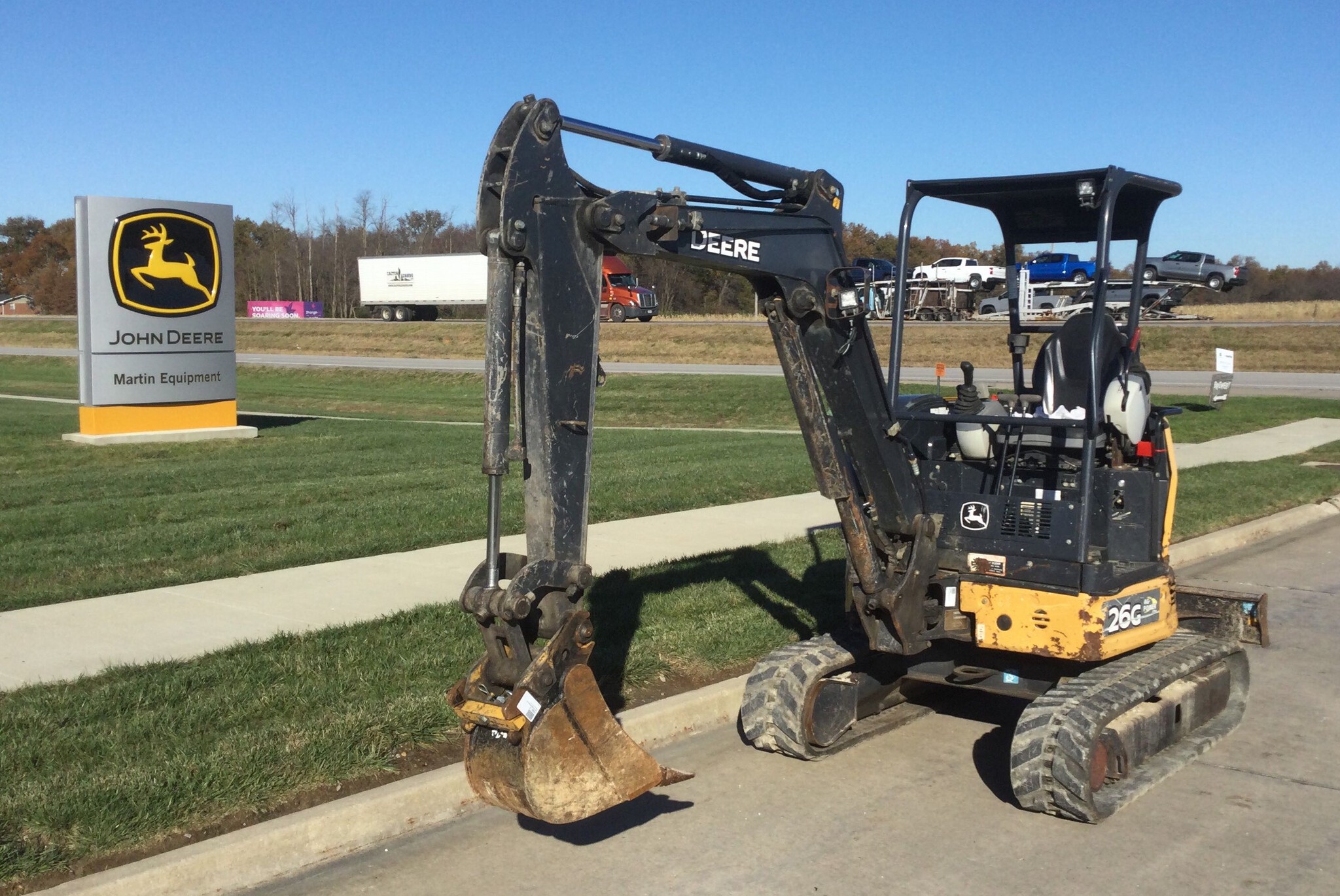 2016 John Deere 26G Image 6
