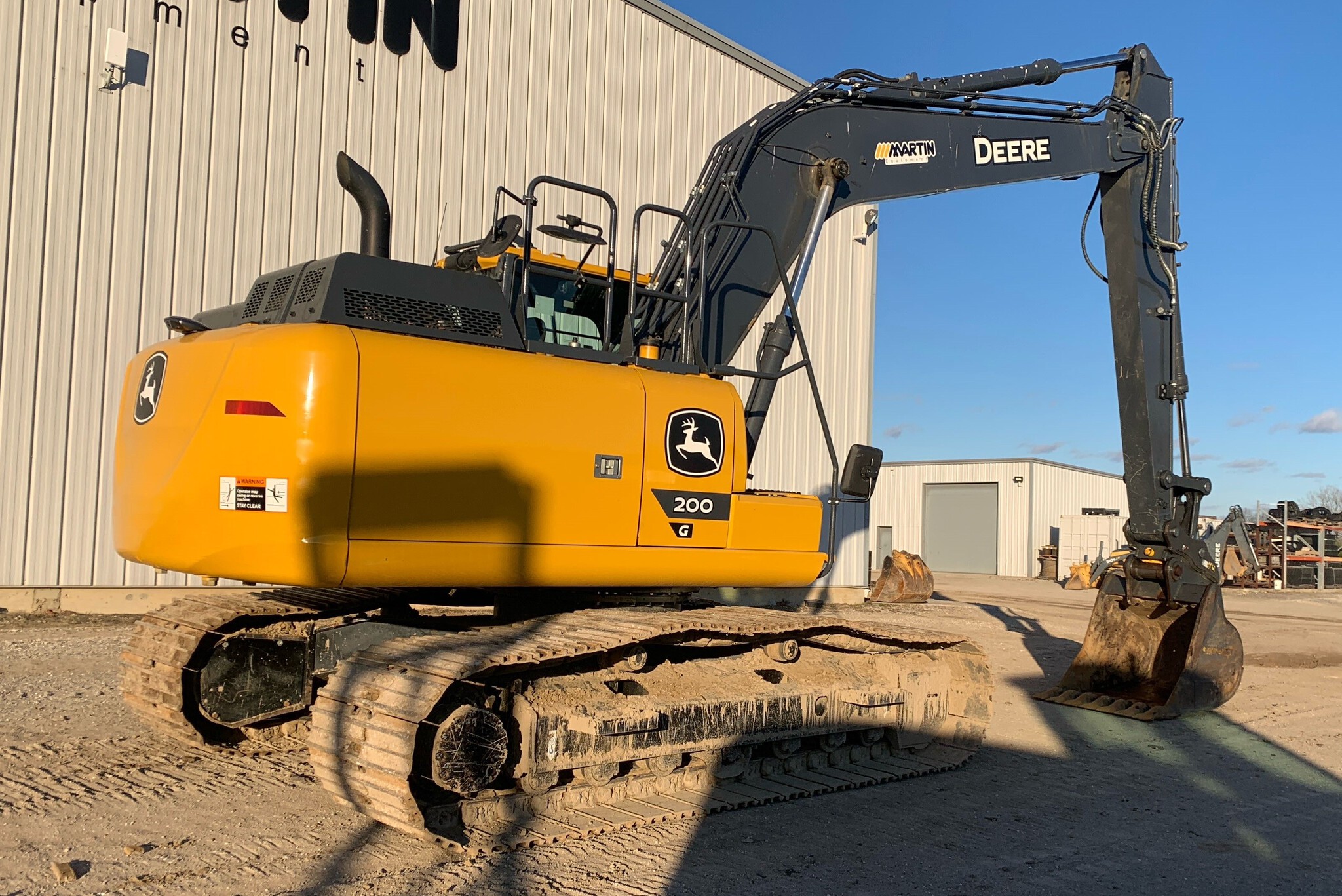 2024 John Deere 200 G Image 2