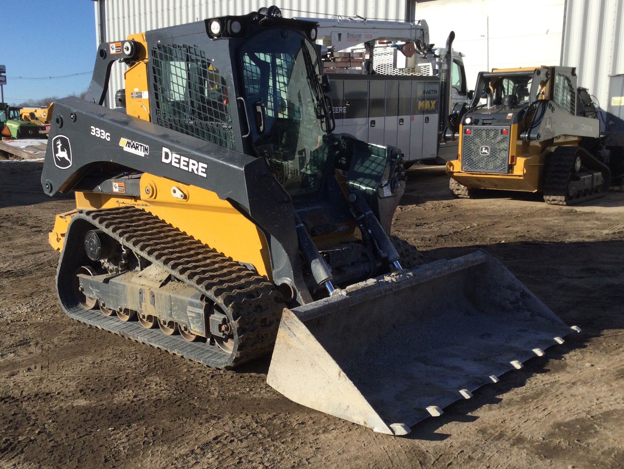 2023 John Deere 333G Image 2