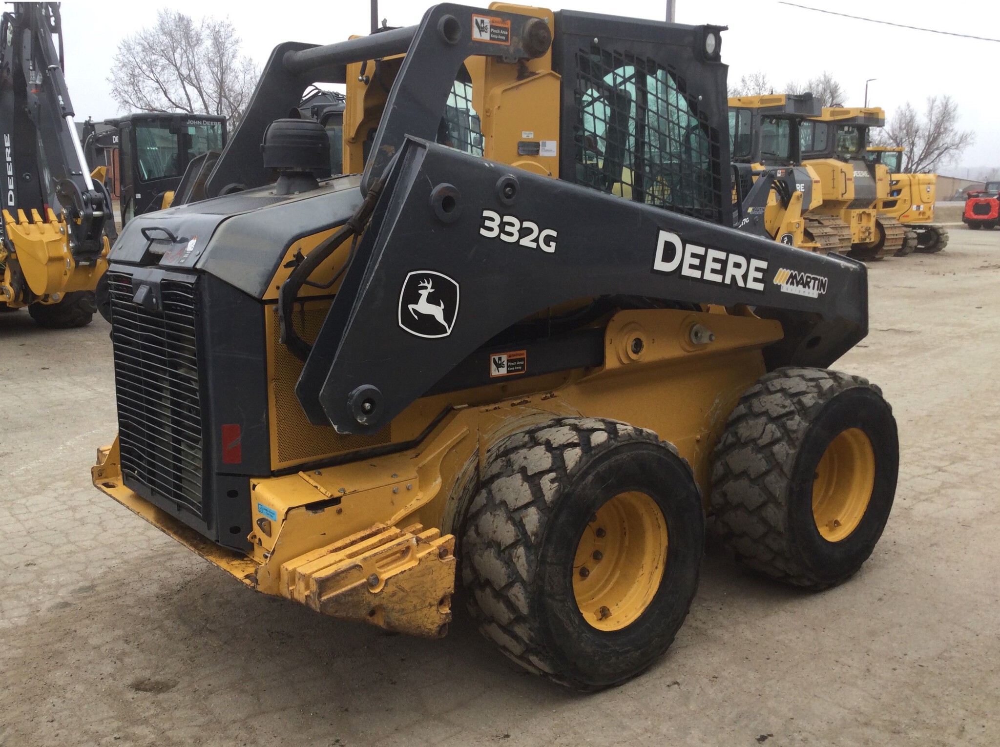 2020 John Deere 332G Image 6