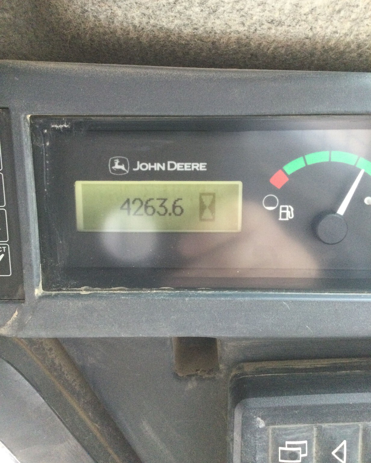 2020 John Deere 332G Image 10