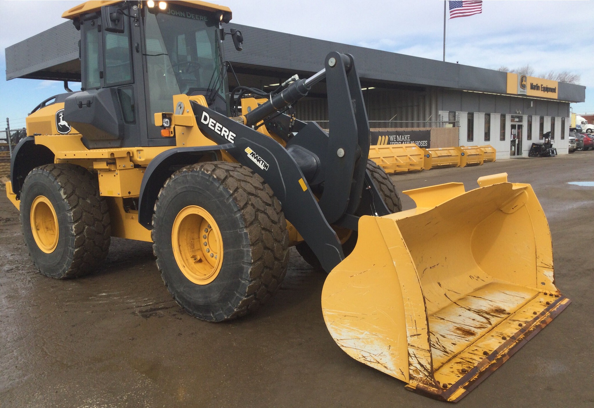 2022 John Deere 524 P Image 2