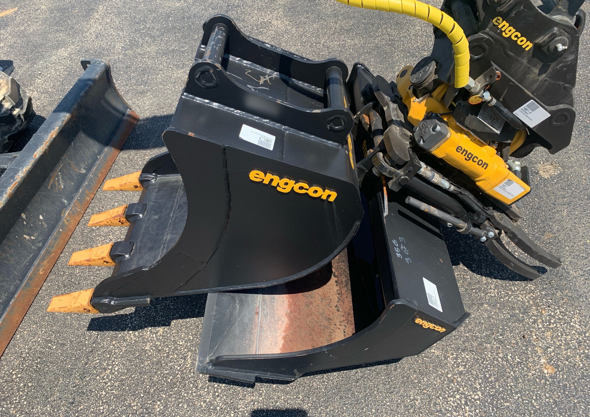 2023 John Deere 35G Image 8