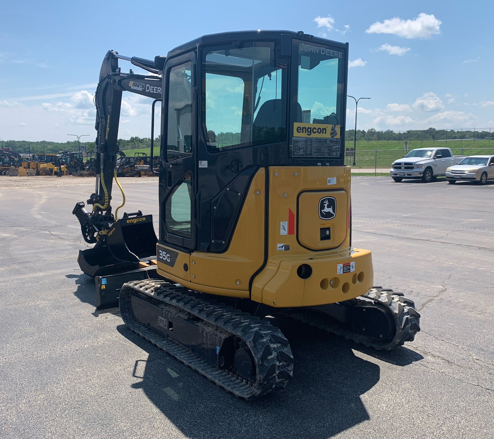 2023 John Deere 35G Image 3