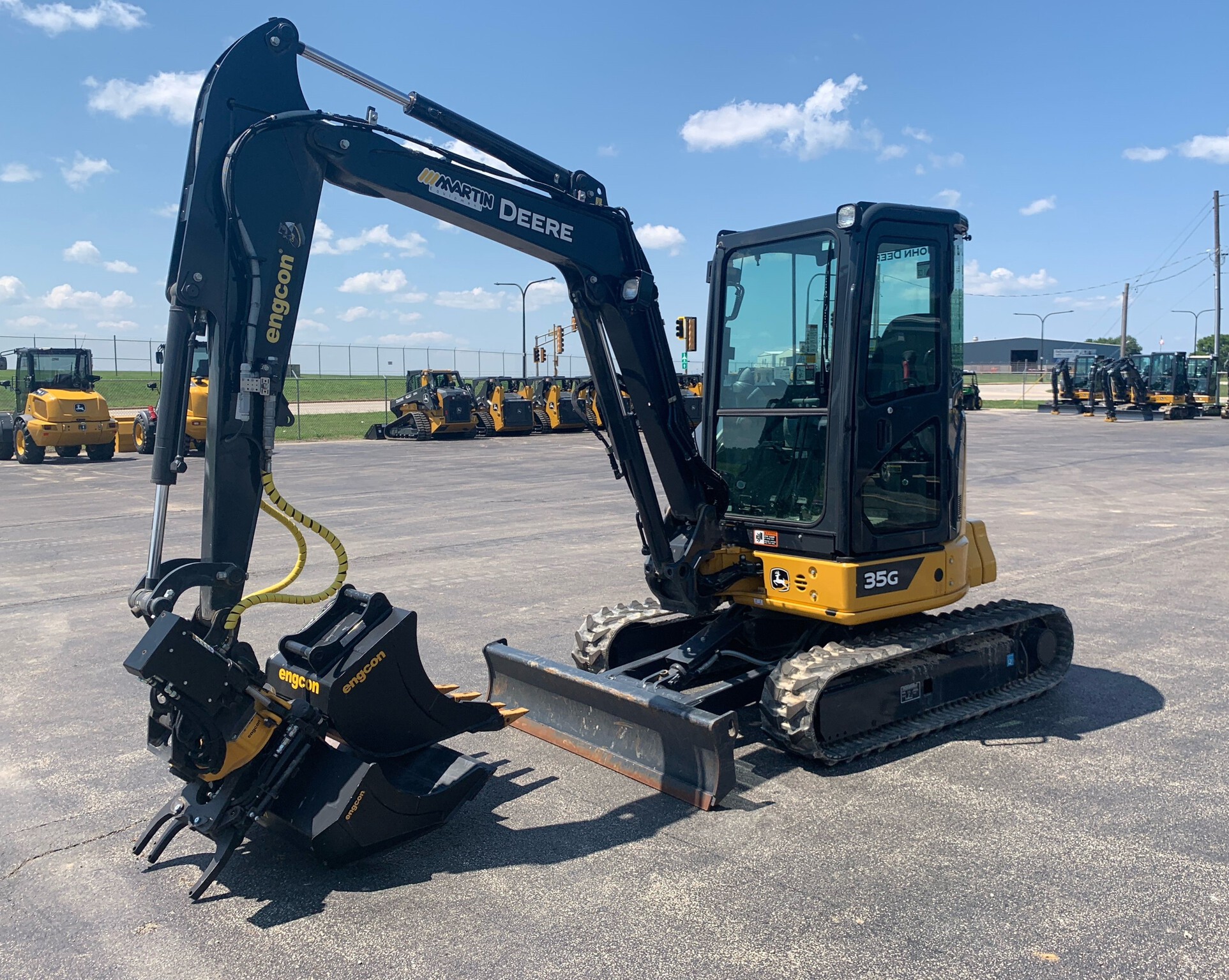 2023 John Deere 35G Image 1