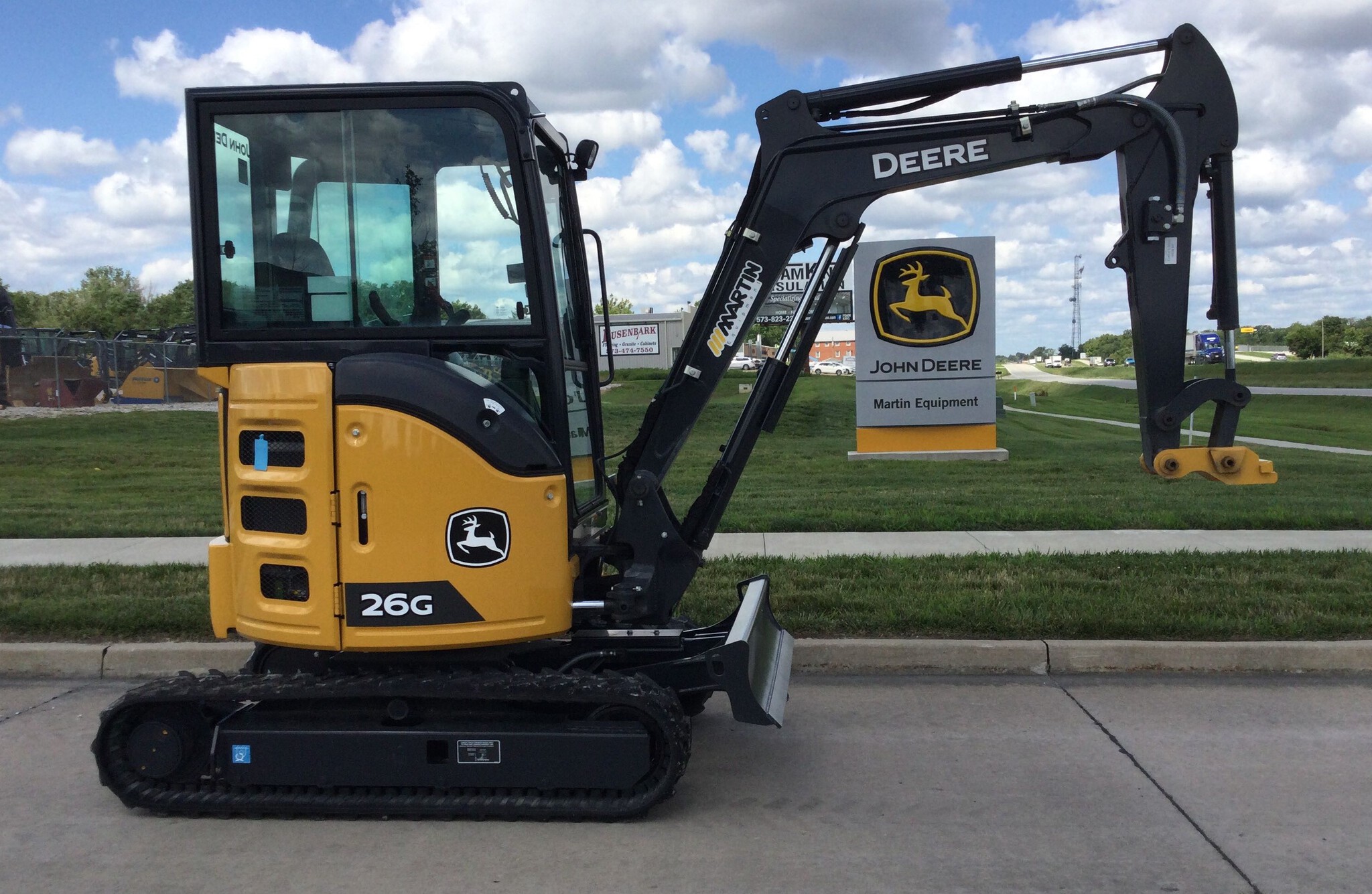 2023 John Deere 26G Image 1