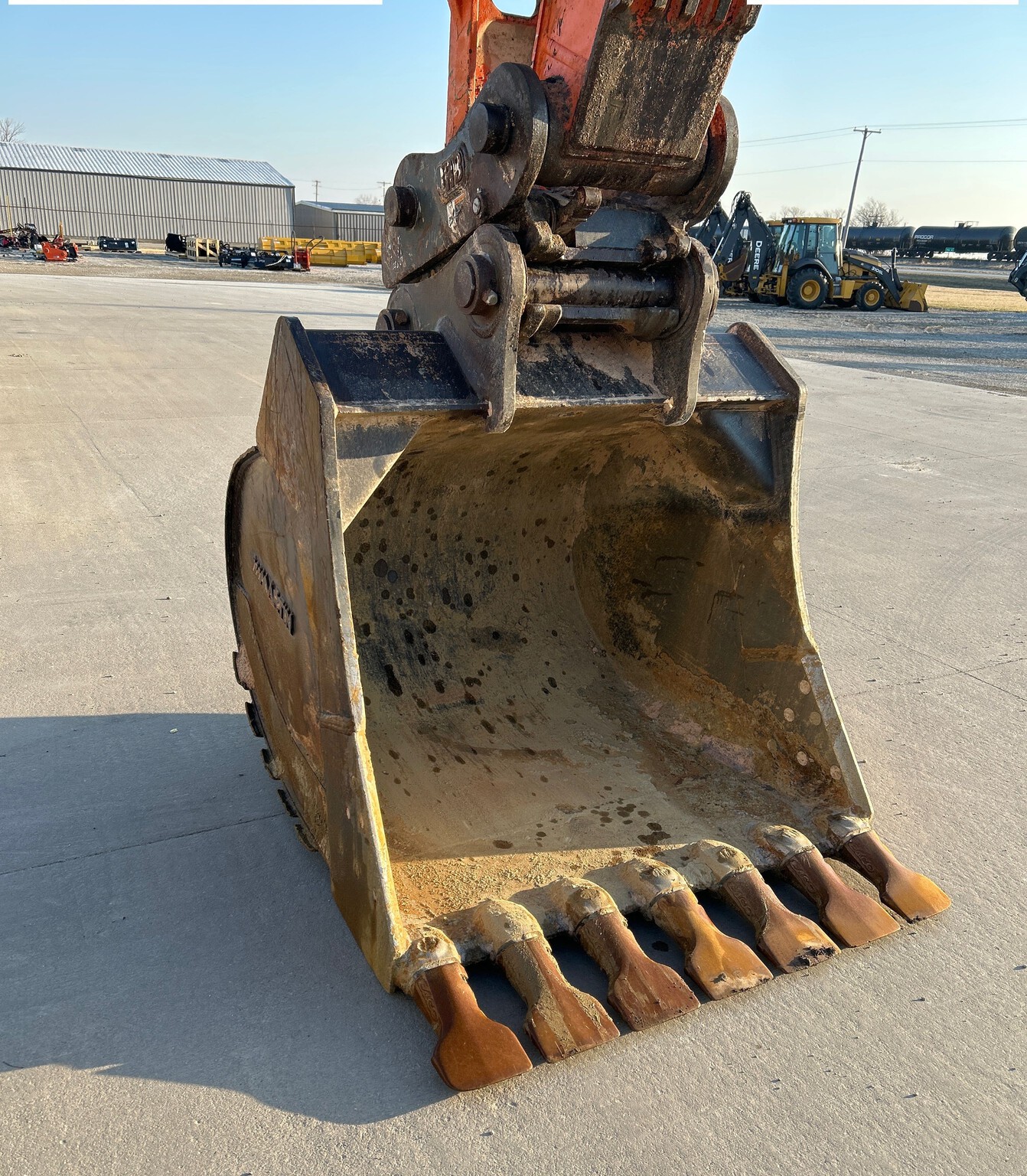 2012 Hitachi Z250 Image 16