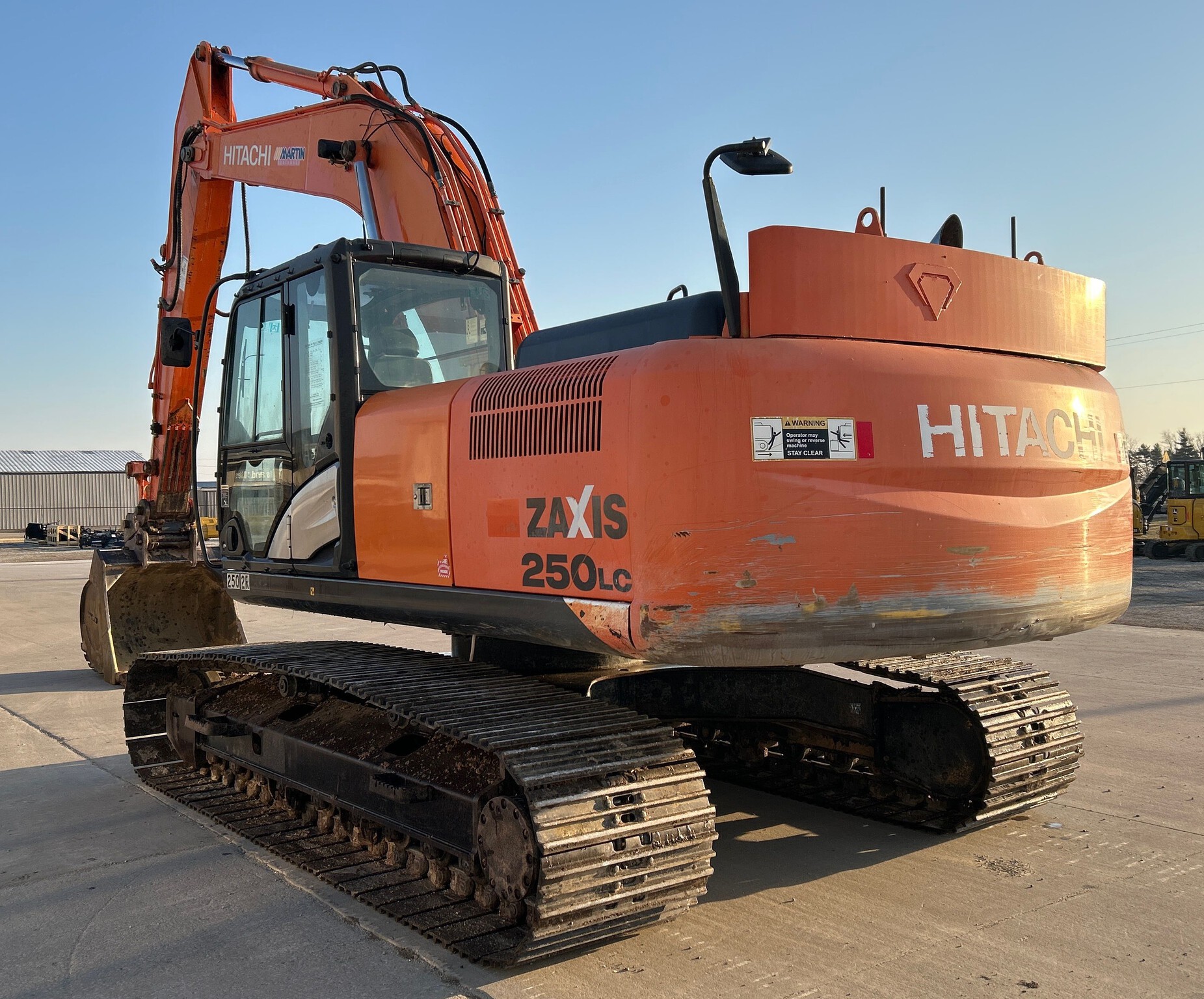 2012 Hitachi Z250 Image 7