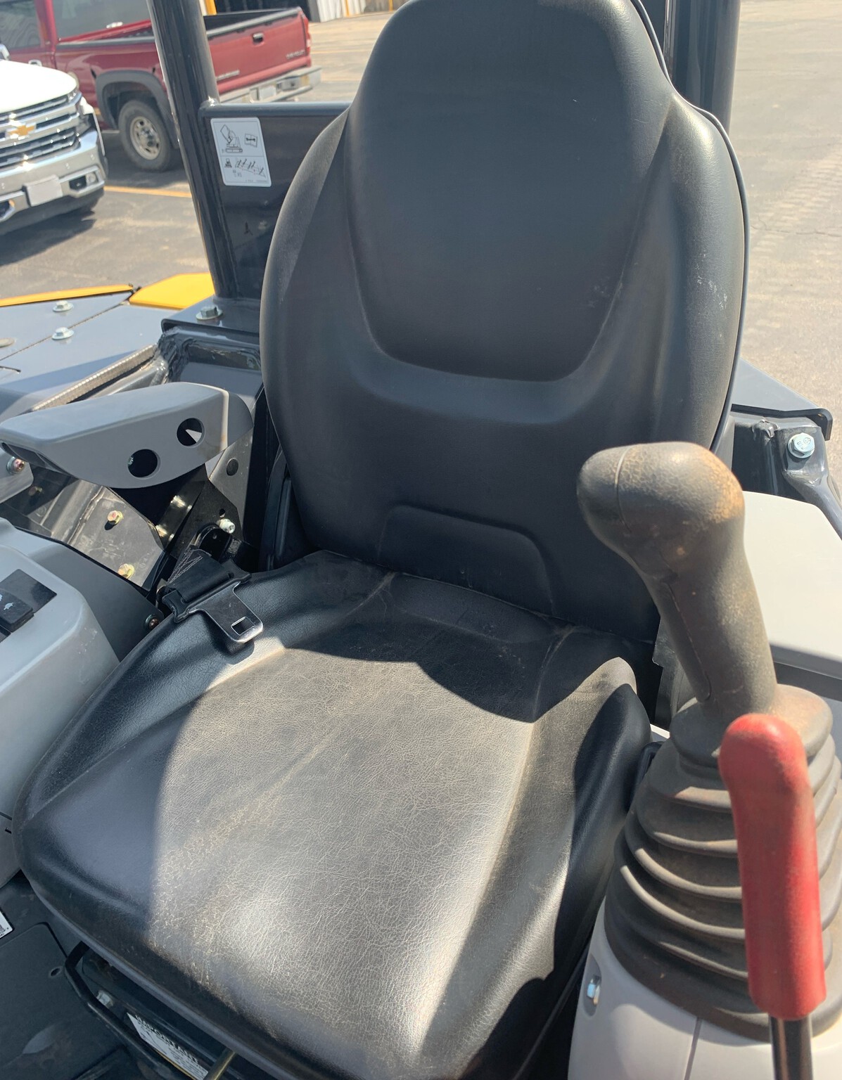 2023 John Deere 50G Image 9