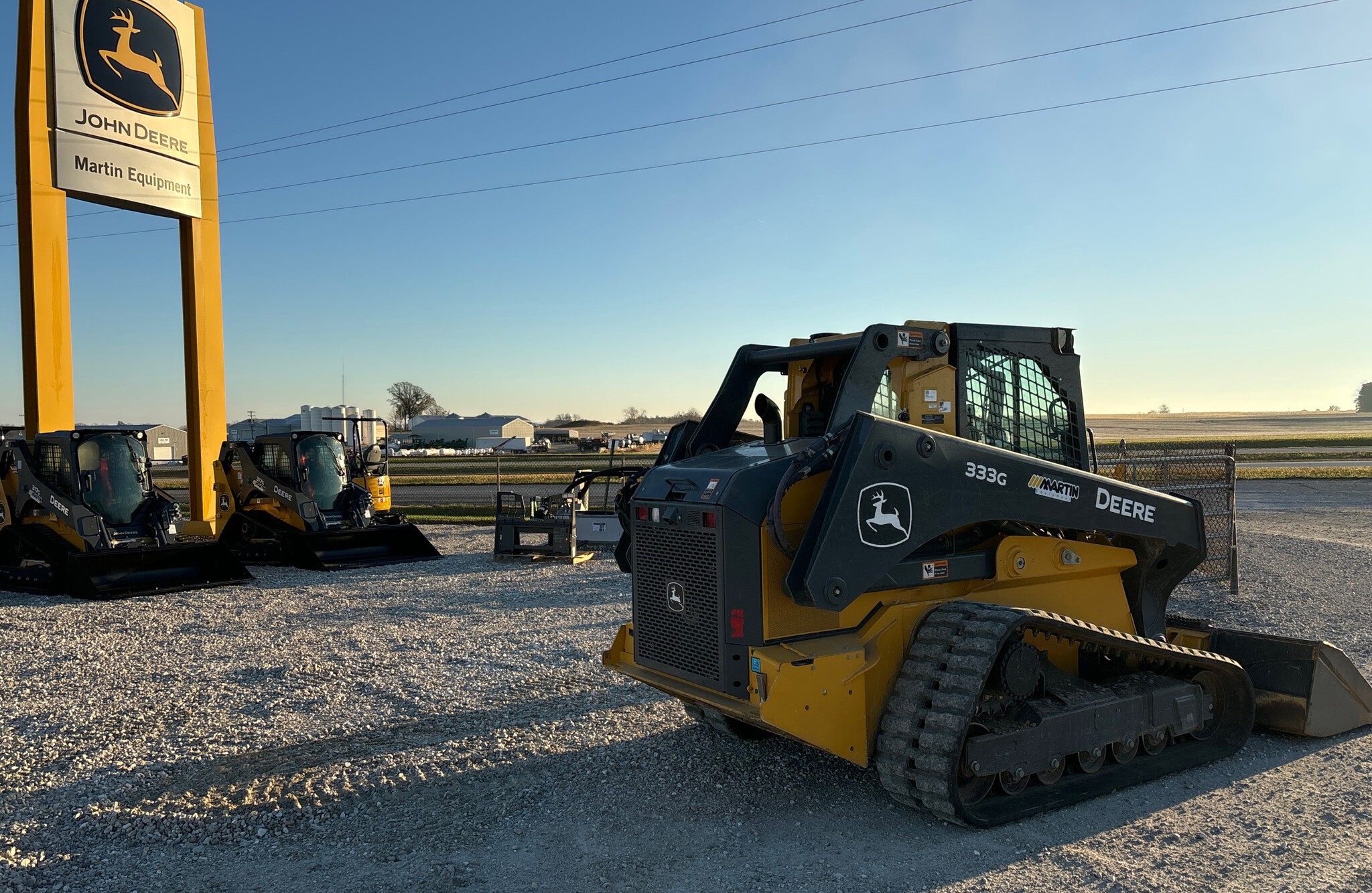 2024 John Deere 333G Image 4