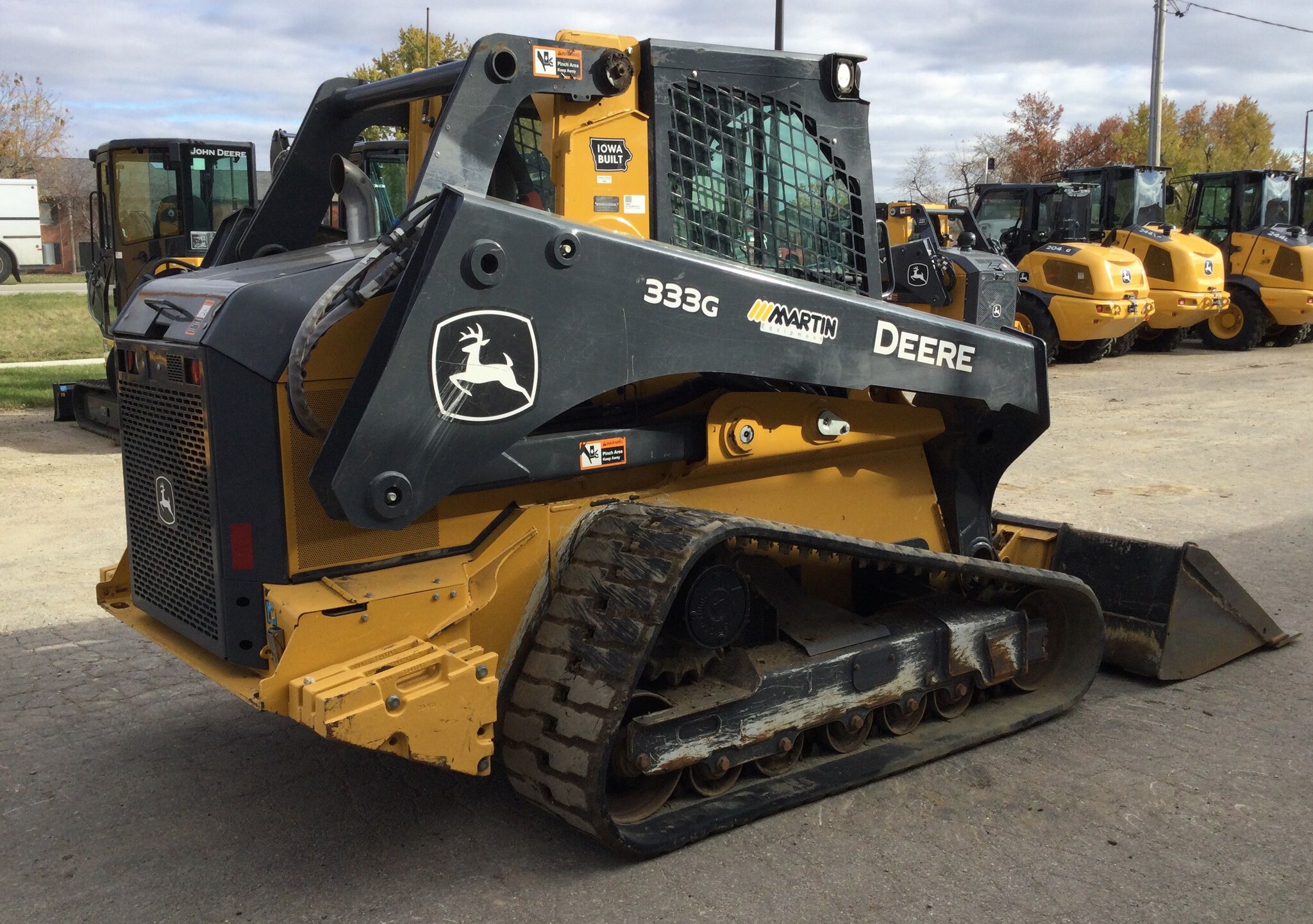 2022 John Deere 333G Image 5