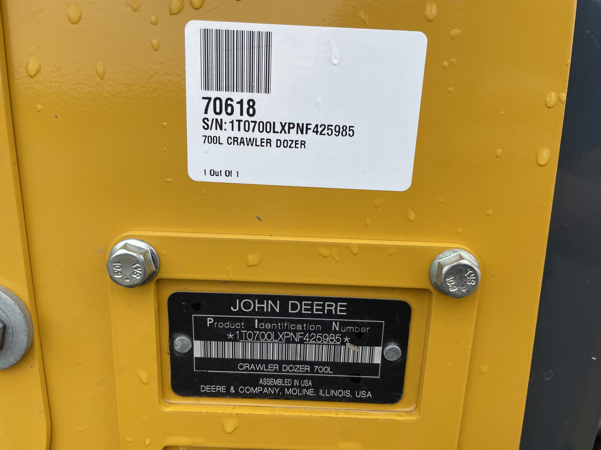2022 John Deere 700L Image 9