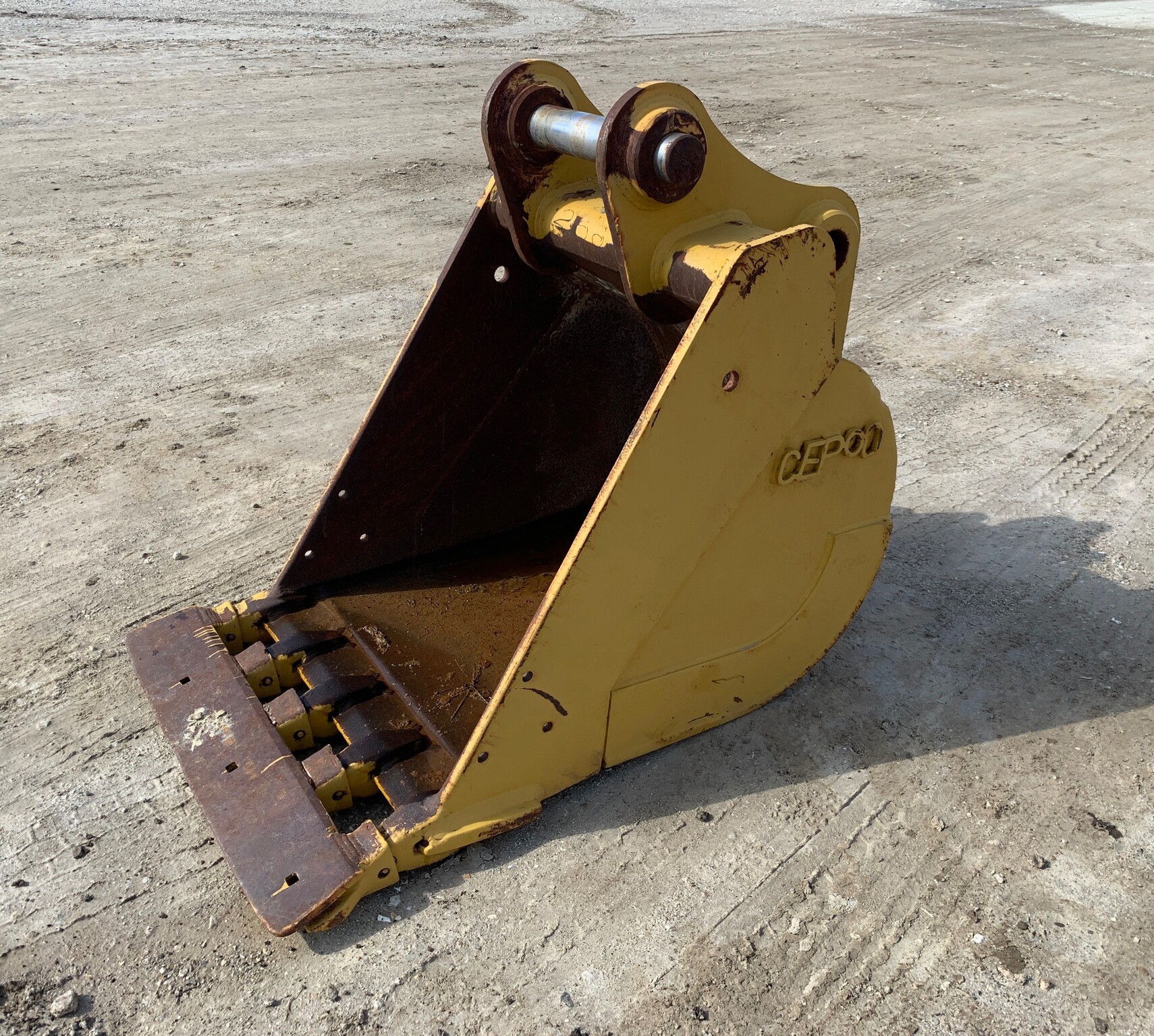Caterpillar BUCKET Image 1